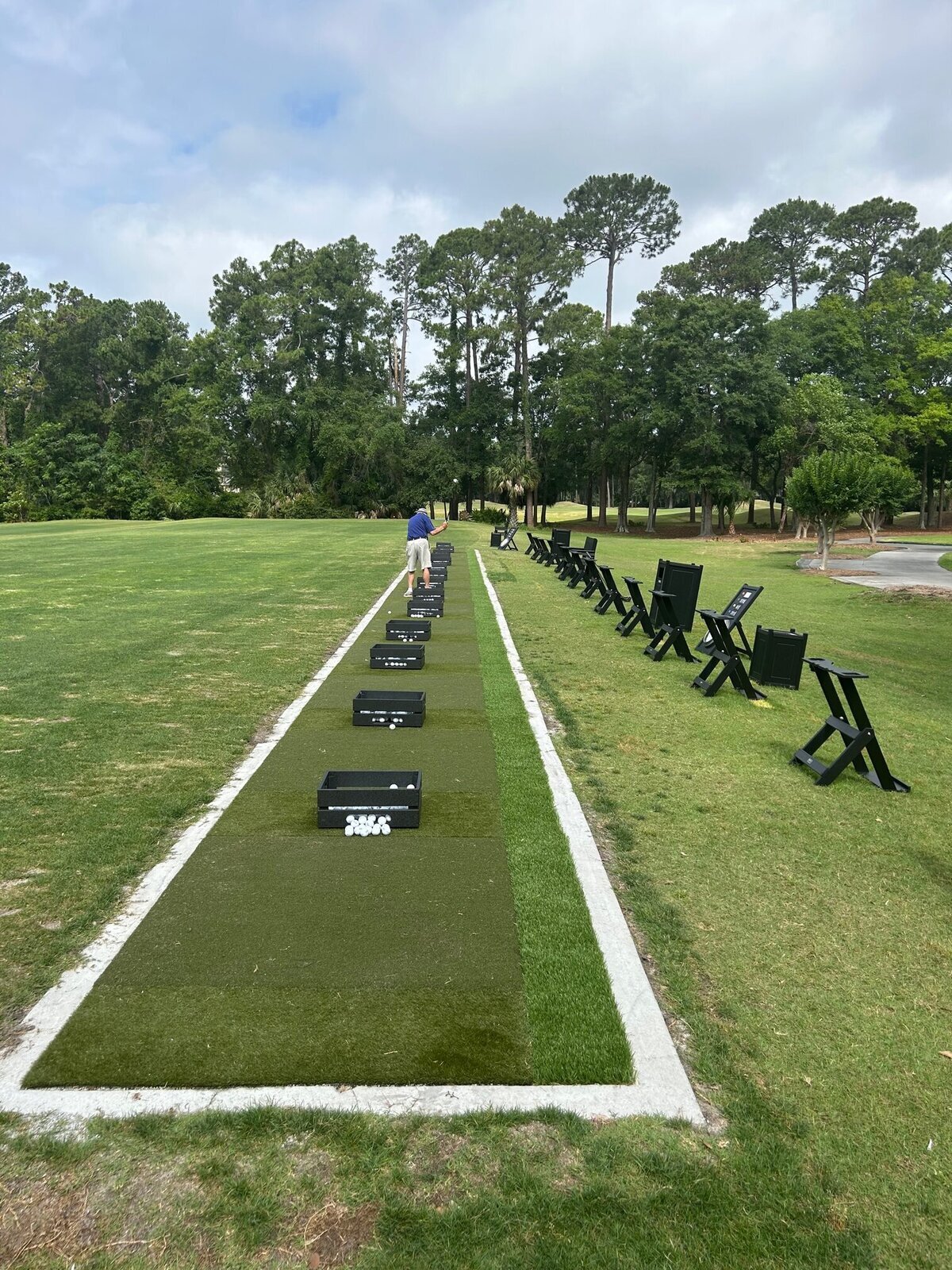 Tee Line Set Up With Balls and Racks Savannah