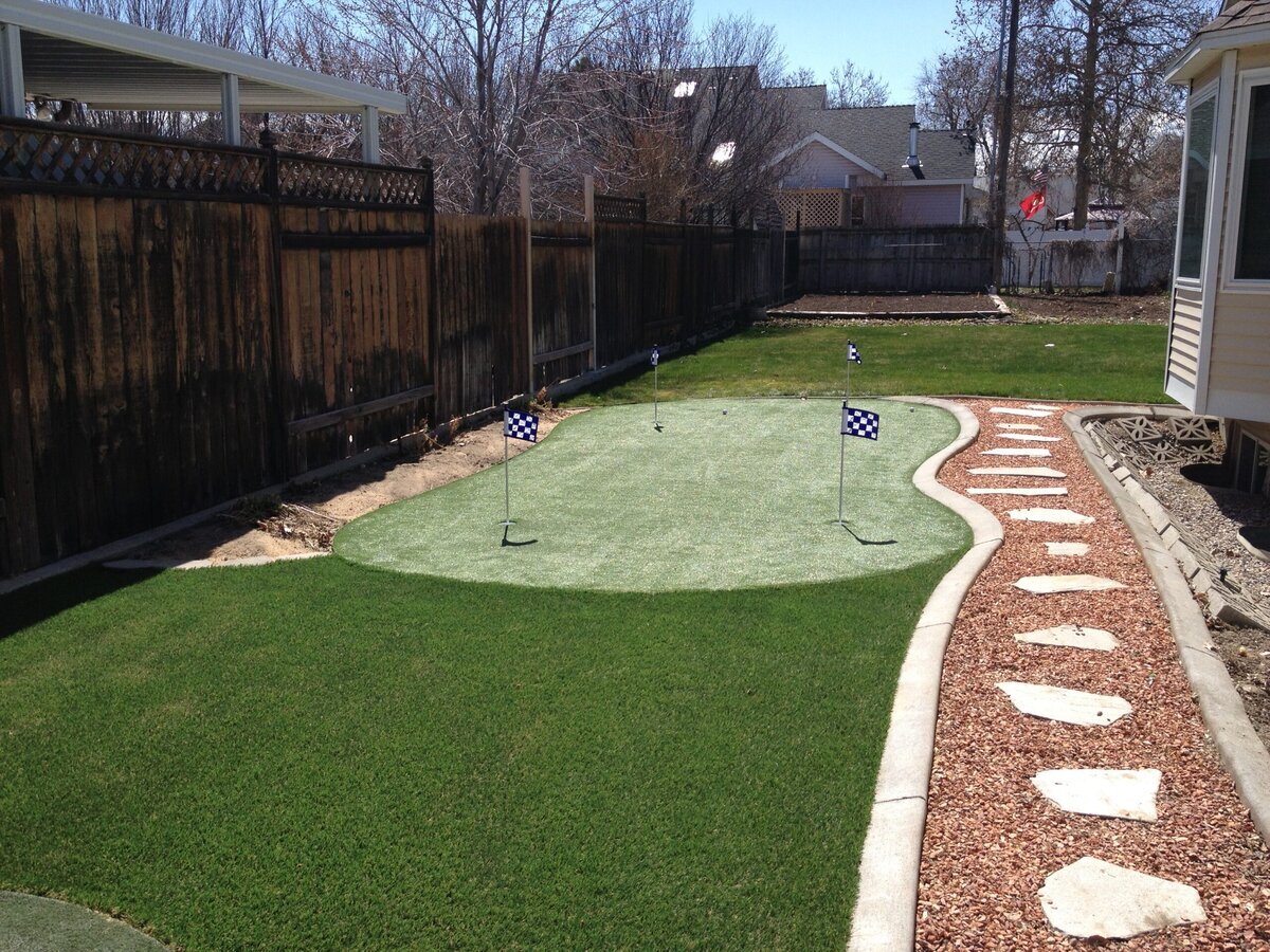 Utah Backyard Putting Green with Fringe