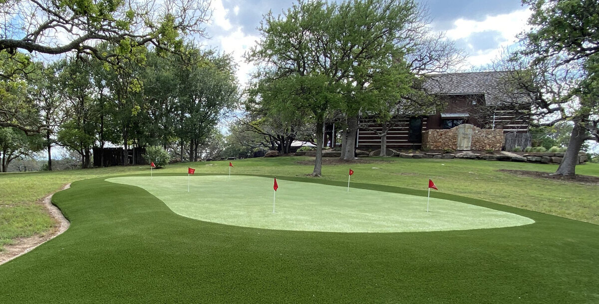 Backyard Putting and Golf Green Austin with Fringe 6 Cups