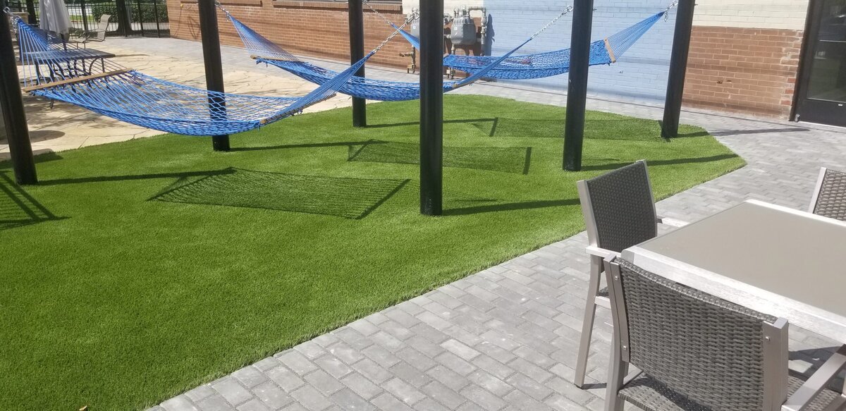 Artificial Grass at Apartments Hammocks