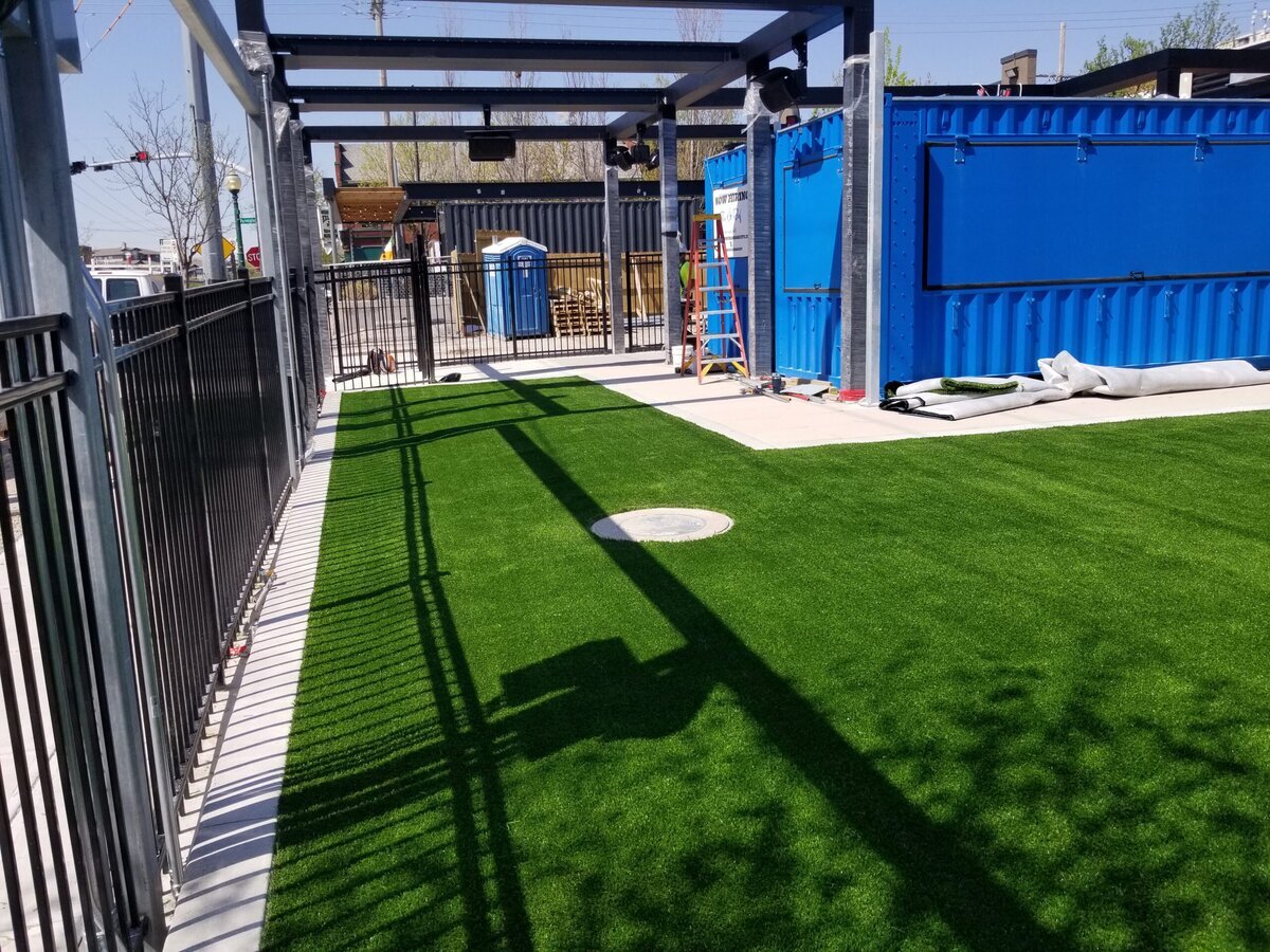 Artificial Grass Outdoor Bar Lexington