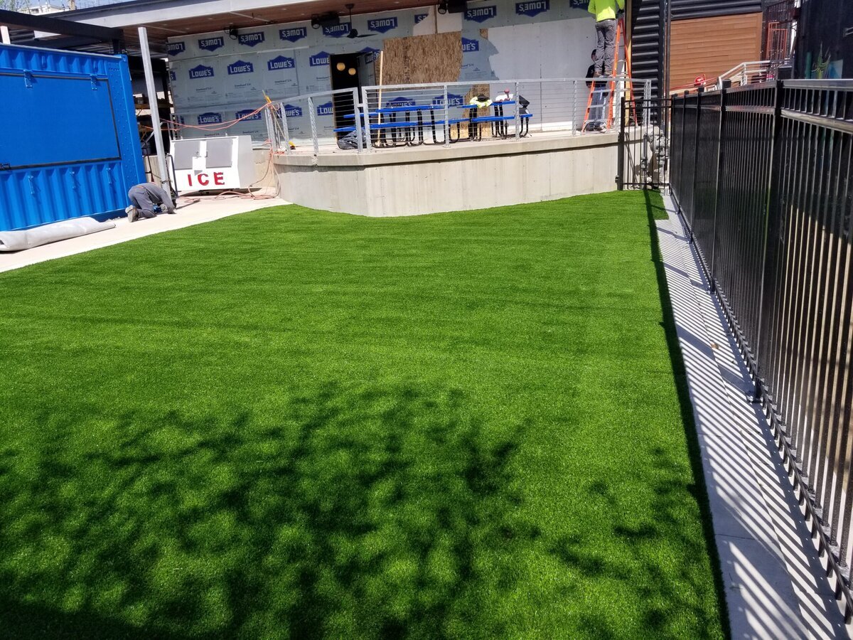 Outdoor Bar Synthetic Turf Lexington