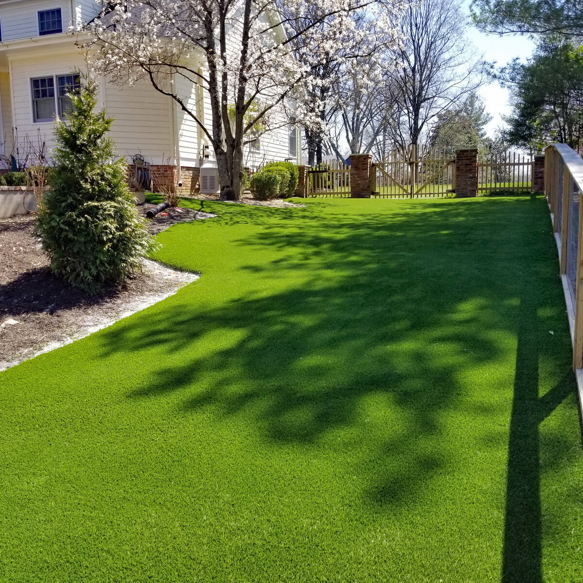Turf Side Yard Louisville KY