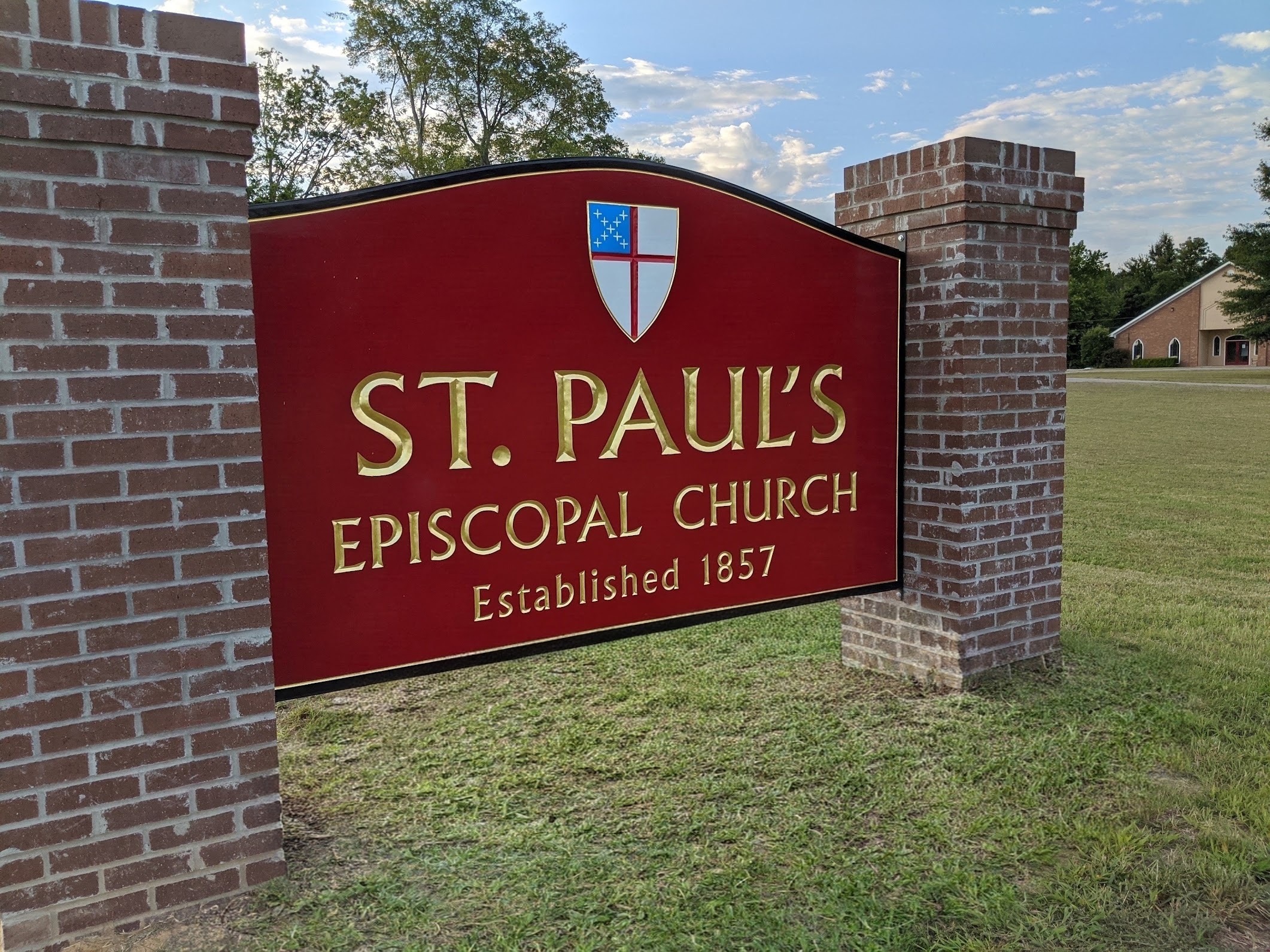 New St. Paul'S Sign 8 11 2020