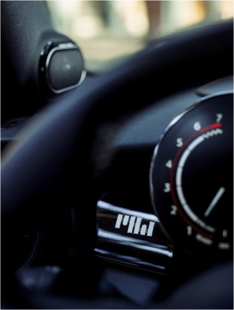 Close-up view of Nappa Leather Steering Wheel within MINI Pat Moss Edition.