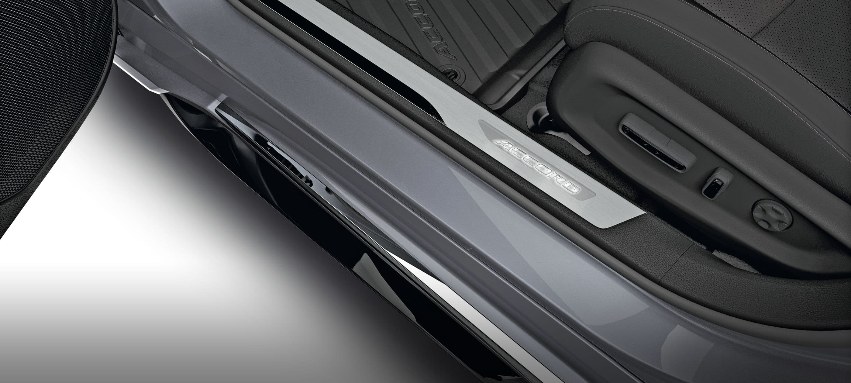 Illuminated Door Sill Trim