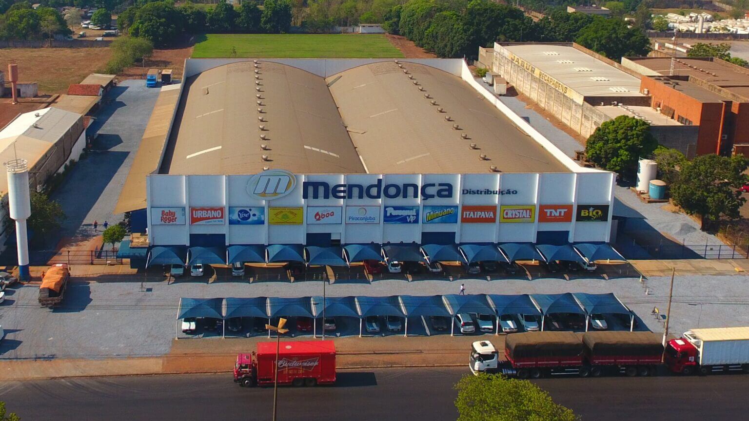 fachada-atacado-mendonca