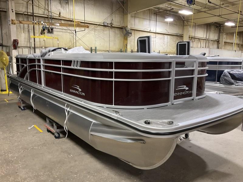 2023 Bennington 24SXSR Pontoon Boat High's Marine Decatur, MI