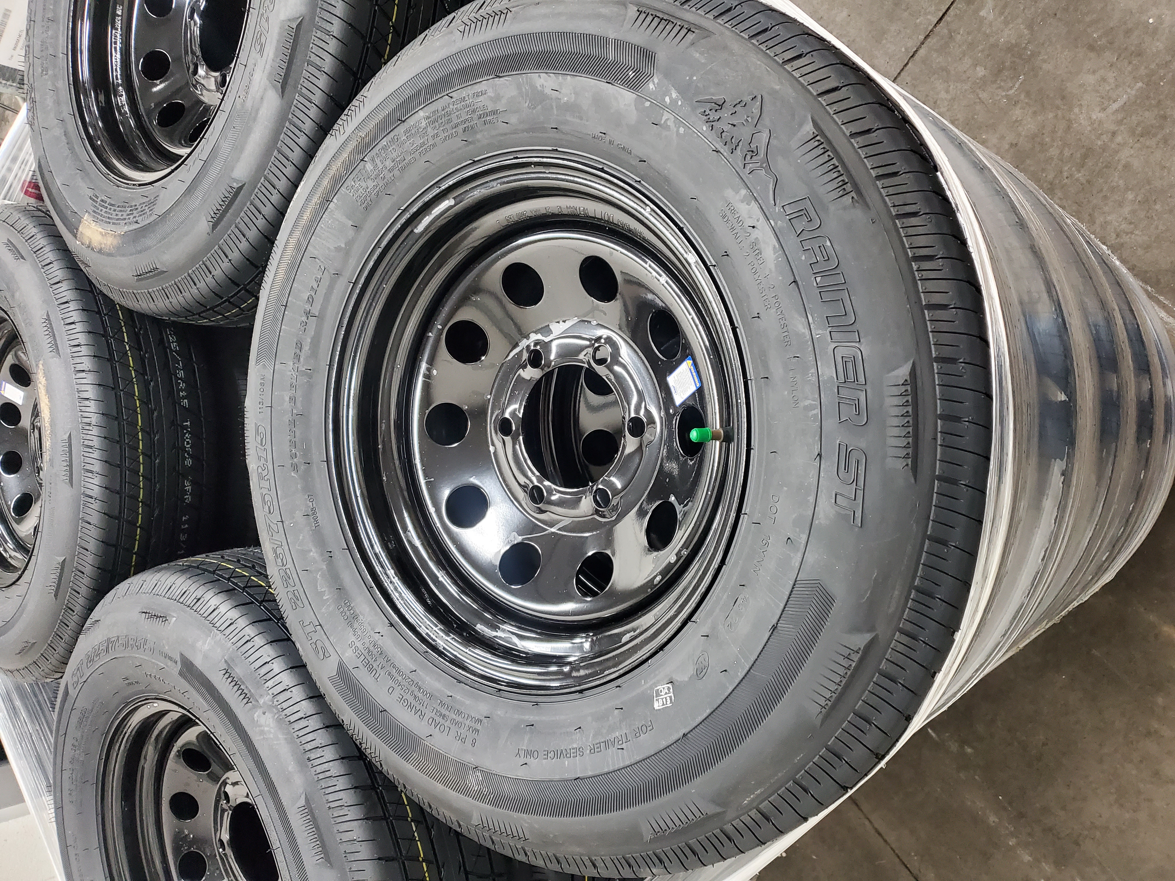 225/75/R15 6-Lug 225/75/R15 6-Lug