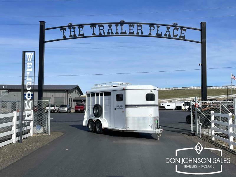 1995 Logan Coach Ranger III 3H BP Horse Trailer Trailers Sales in