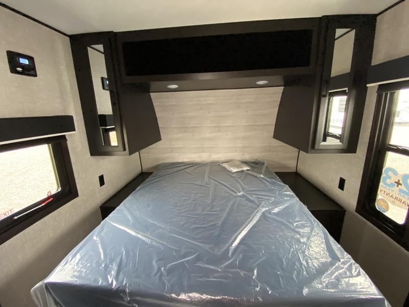 2023 Jayco JAY FLIGHT 265RLS/1 Slide/Rear Living/Recliners/Walk Thru Bath