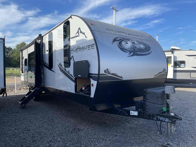 2022 Forest River CHEROKEE 274RKBL Travel Trailer/1 Slide/Rear Kitchen