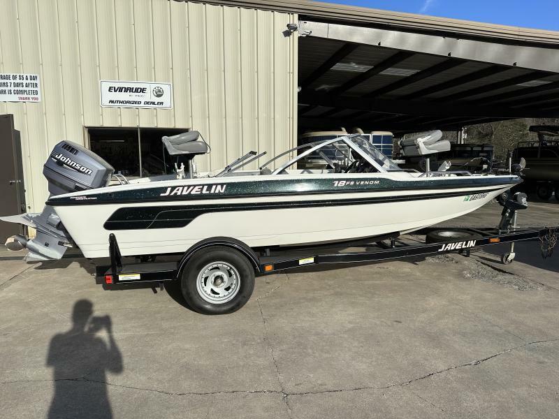 2000 Javelin 18FS Venom with Johnson 115hp Athens Marine Sales