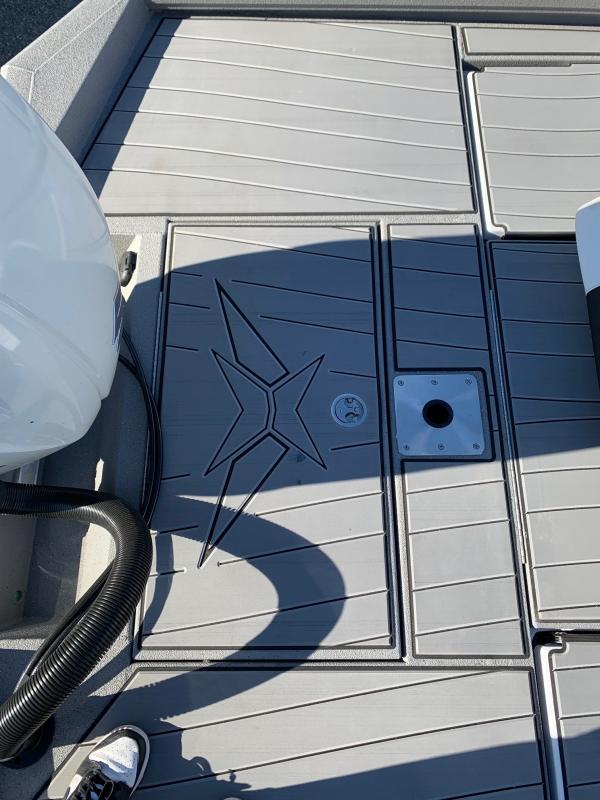 2023 Vexus AVX1980CC Center Console Ed Watkins Marine Pontoon