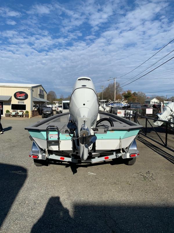 2023 Vexus AVX1980CC Center Console Ed Watkins Marine Pontoon