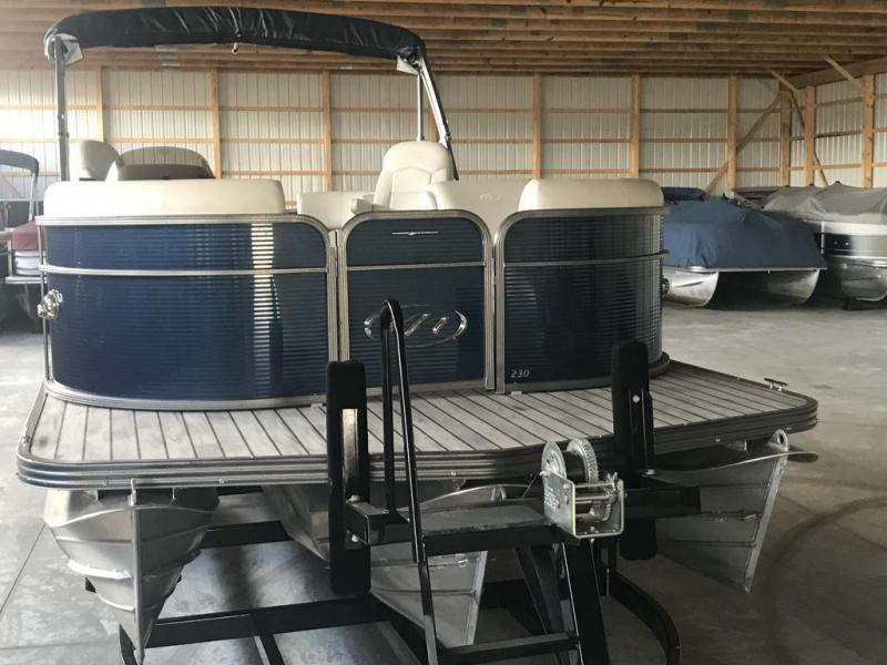 2017 Manitou Pontoon Boats 23SHP TRITOON Pontoon Boat Moore Boats in