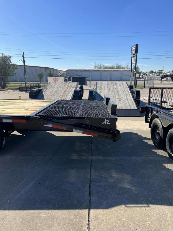 2023 Texas Bragg Trailers 20+5 Deckover Trailer THD Trailers in