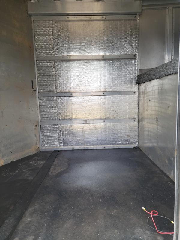 1995 Featherlite 8546 3 Horse Gooseneck Horse Trailer All Aluminum Escape Door Rear Tack