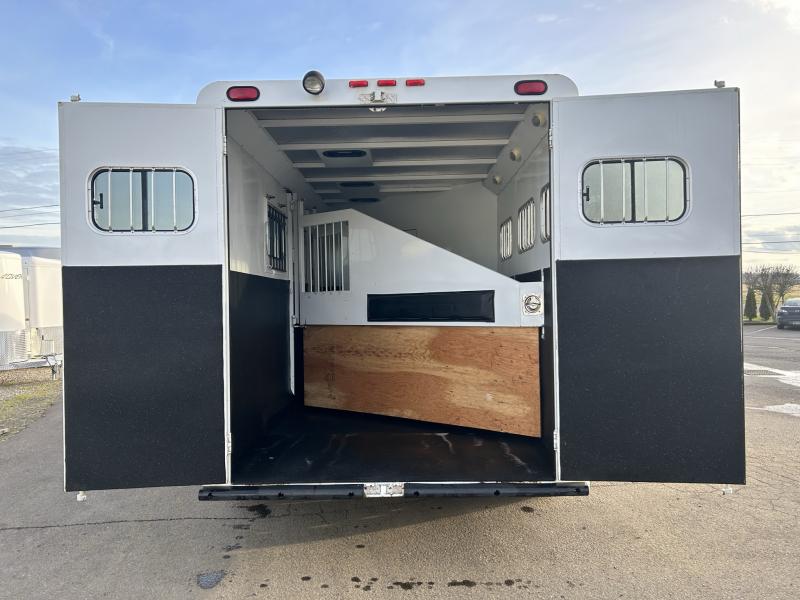 2007 Trails West Classic 3H Trailer 7x12 Angled Mid Tack Horse