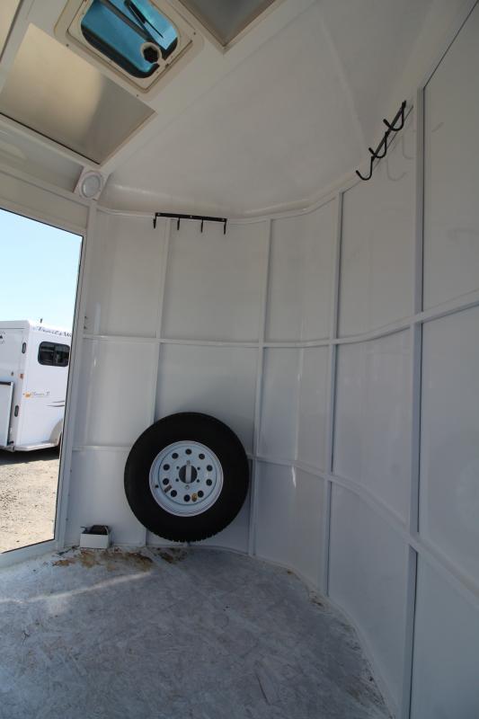 2016 Trails West Royale SxST Warmblood 2 Horse Straight Load Trailer