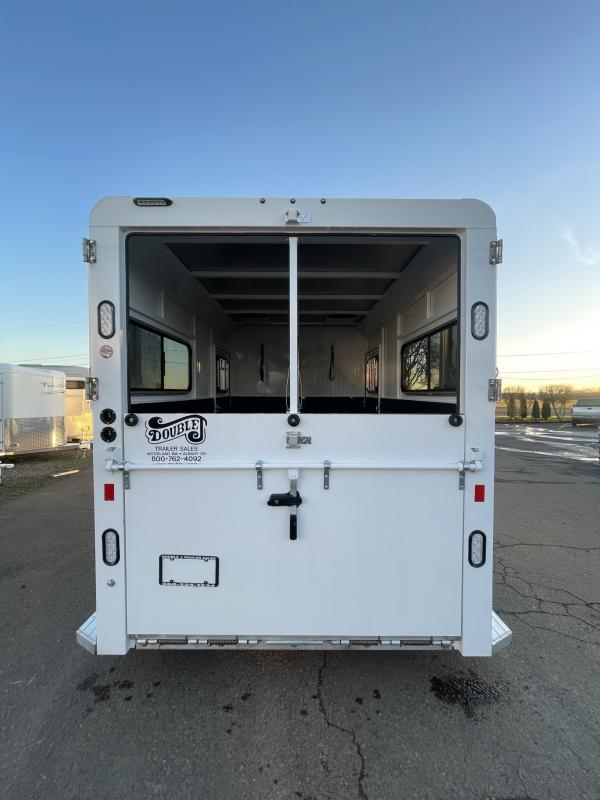 2023 Trails West Royale Plus 2 Horse Warmblood Trailer Horse Trailers