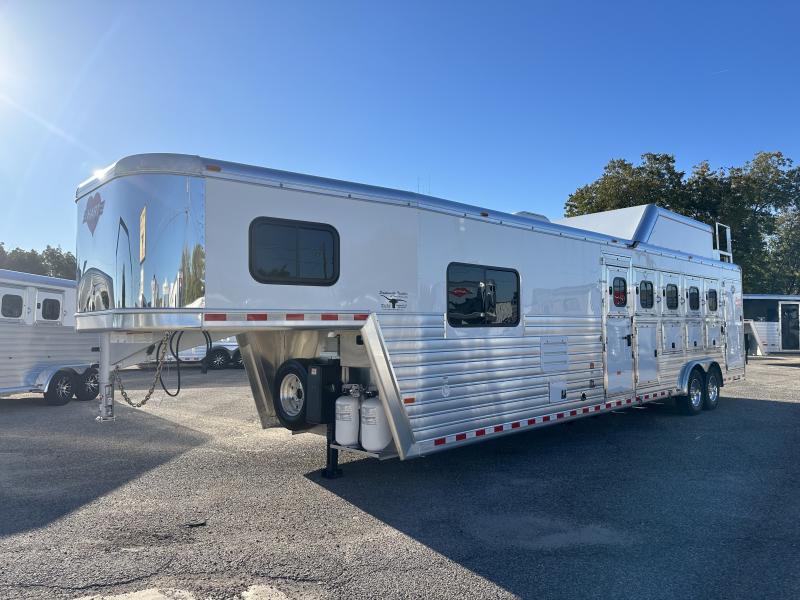 2023 Hart Trailers 5H Tradition 11'SW Horse Trailer Living Quarter