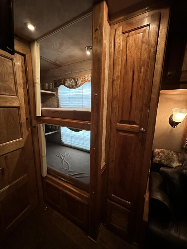 2006 4Star Trailers 4H 14'SW Bunk Beds Horse Trailer Stephenville