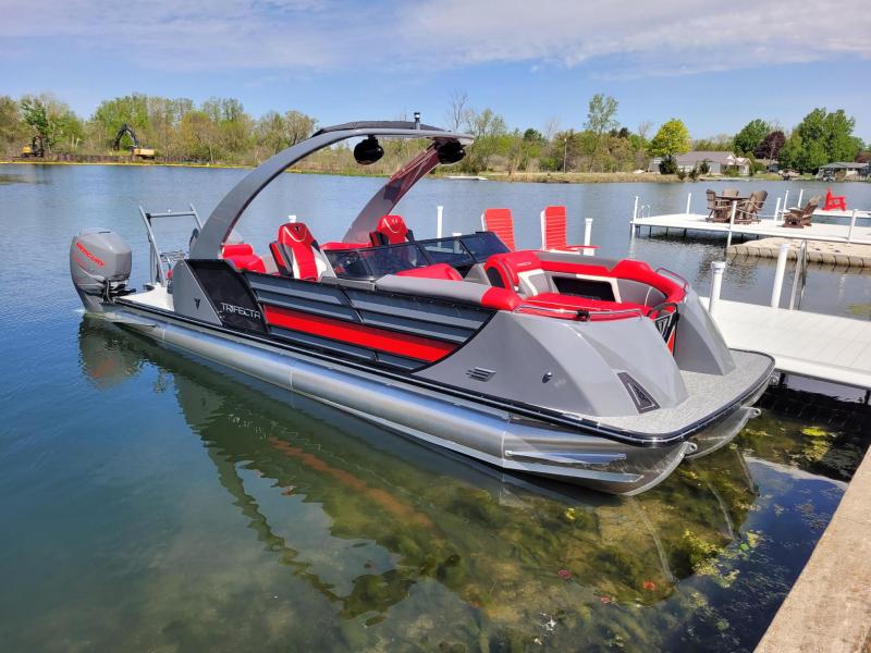 2023 Trifecta Pontoon SportRFDC Twin 3.0+ Pontoon Boat Socks Marina