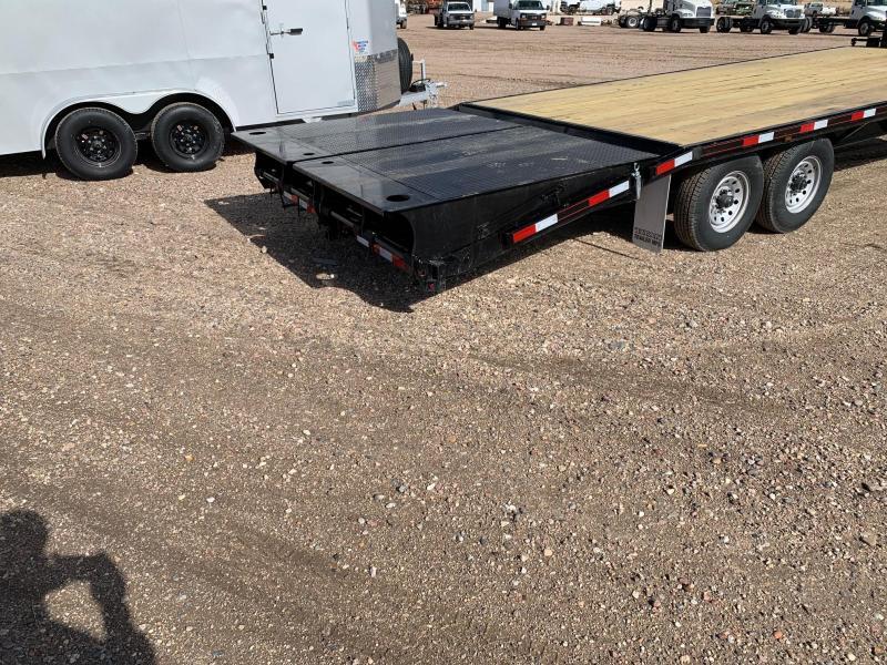 2023 Titan Trailers 20+6 Gooseneck Flatbed Trailer Bunkhouse Trailer Sales Scottsbluff, NE