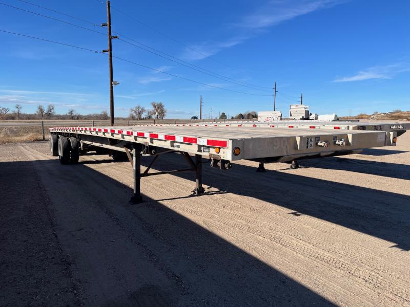 2005 Wilson Trailer Company 48' FLATBED TRAILER Flat Bed Bunkhouse