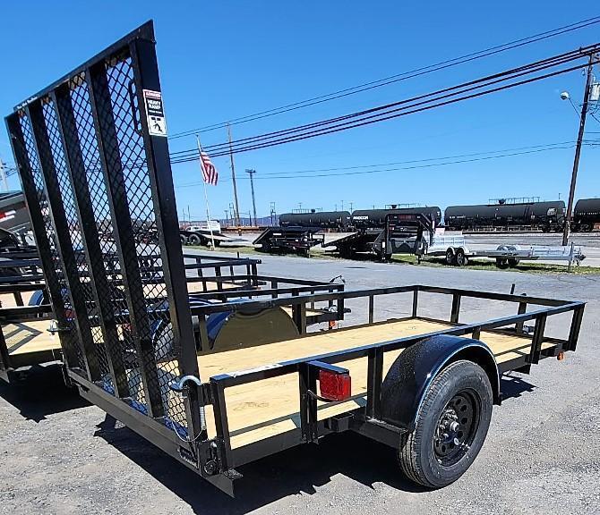 2023 Top Hat Trailers 5X10 Utility Trailer Living Quarter Trailers