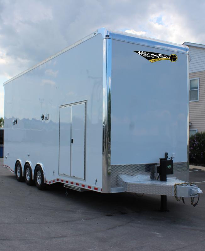 Enclosed Stacker Trailer 2023 28' Aluminum Edge 16' Lift & Loaded Out