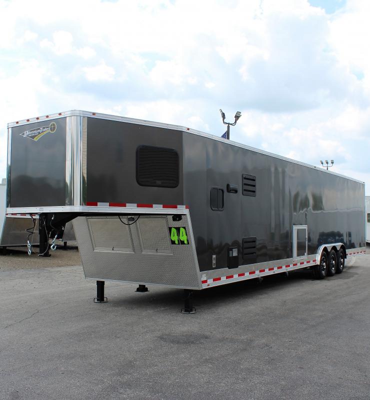 Enclosed Trailer with Living Quarters 2023 44' Sleeps 4 Large Corner