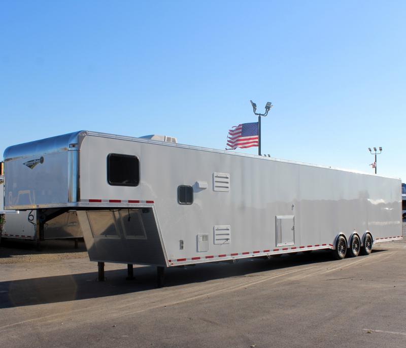 Enclosed Trailers with Living Quarters 2023 53' w/20' LQ 0109