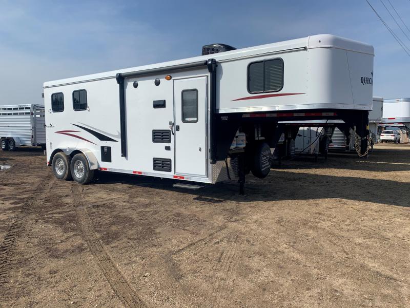 2021 Bison Trailers Quick Draw Horse Trailer Sundbys Trailer Sales