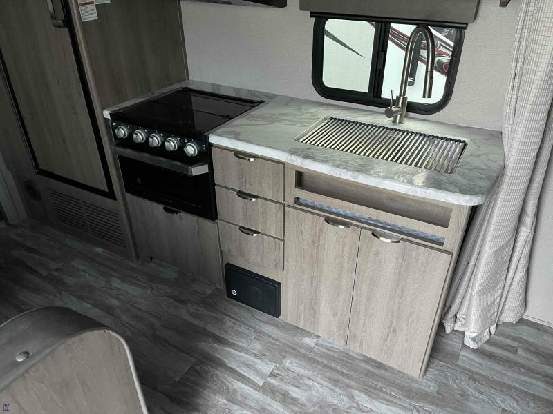 2021 Grand Design RV Imagine 21 BHE XLS Travel Trailer Youngblood's