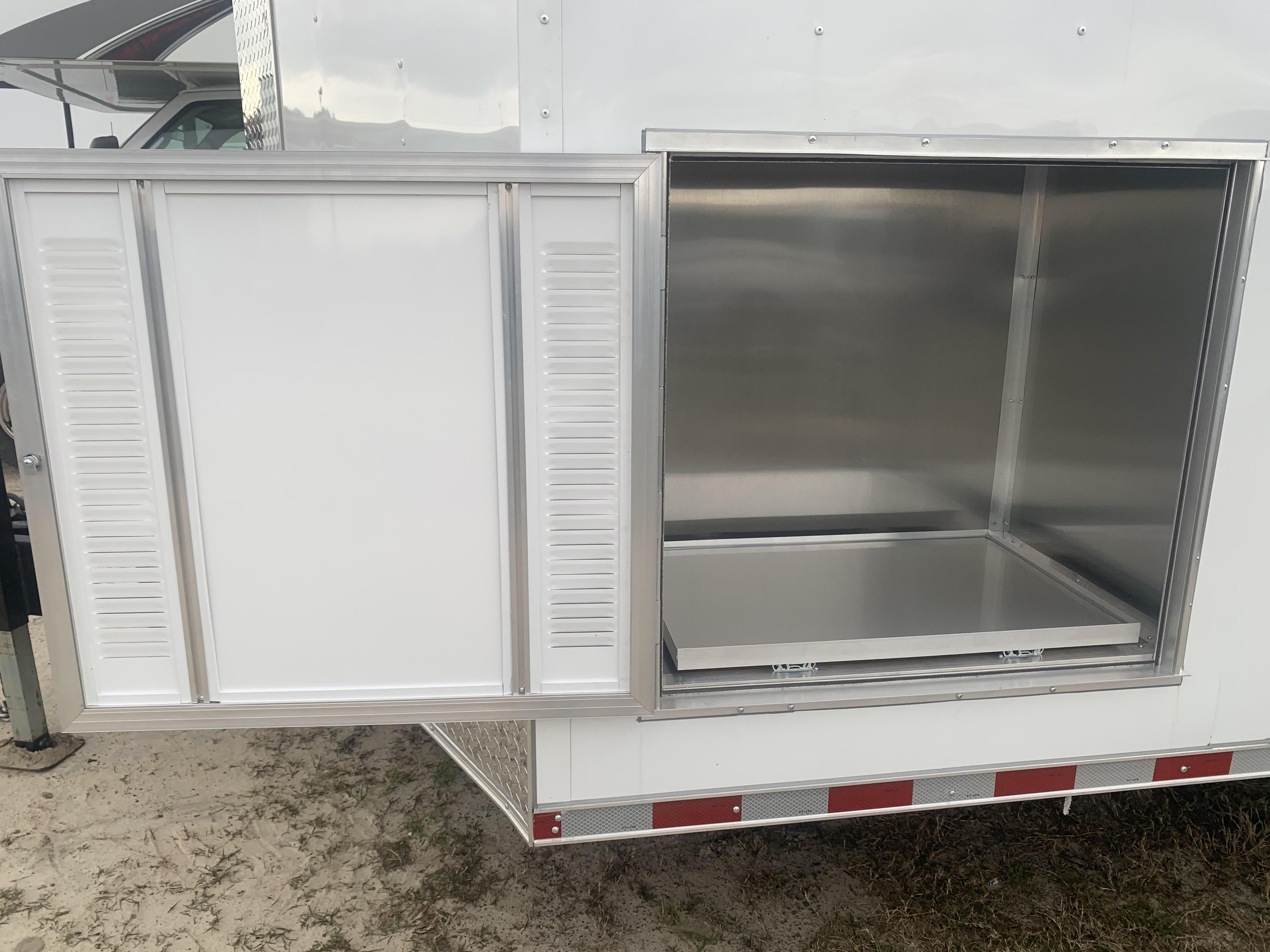 Insulated Generator Compartment w/ Slideout Tray 575
