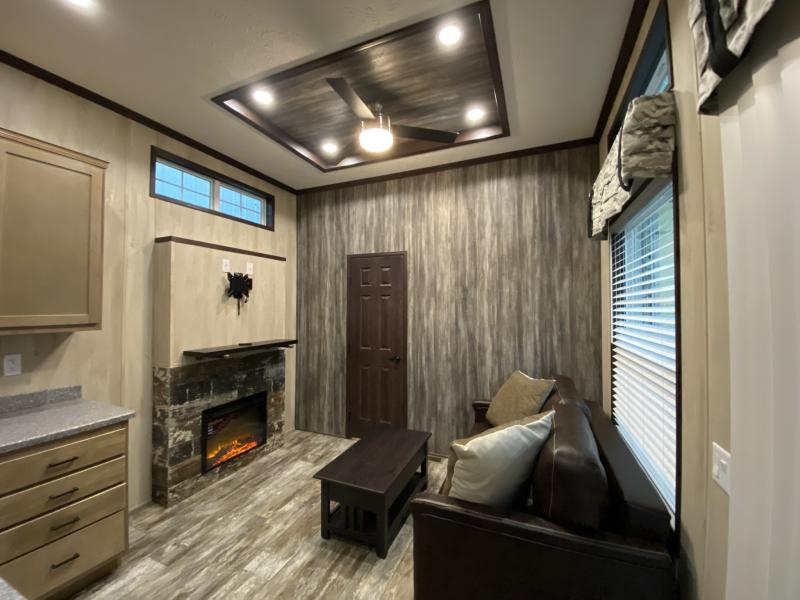 2023 Fairmont Homes Cavco 150 190002 RV Park Model Suncoast RV