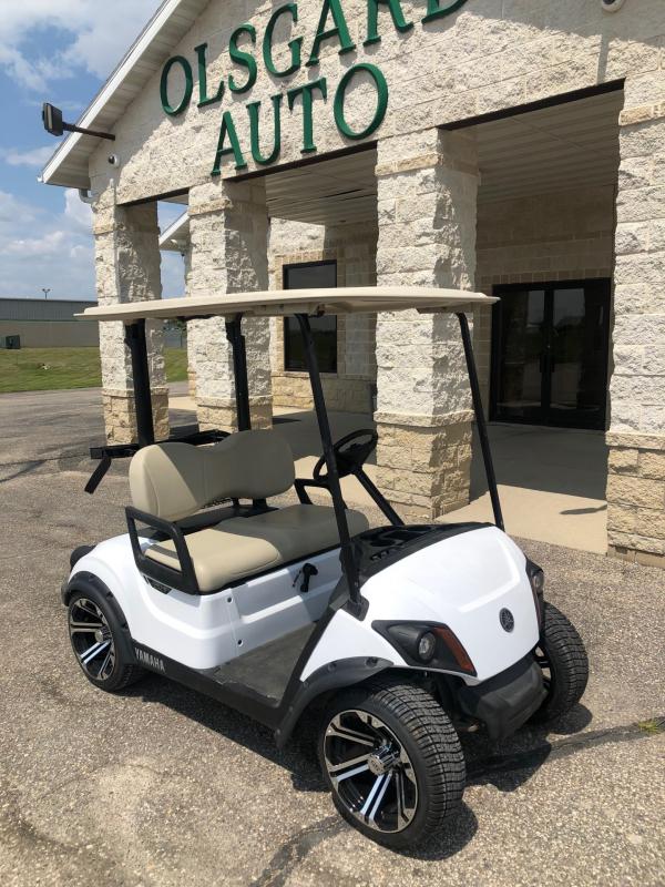 2017 Yamaha Drive 2 Golf Cart Snow plows and Golf Cars in Decorah IA