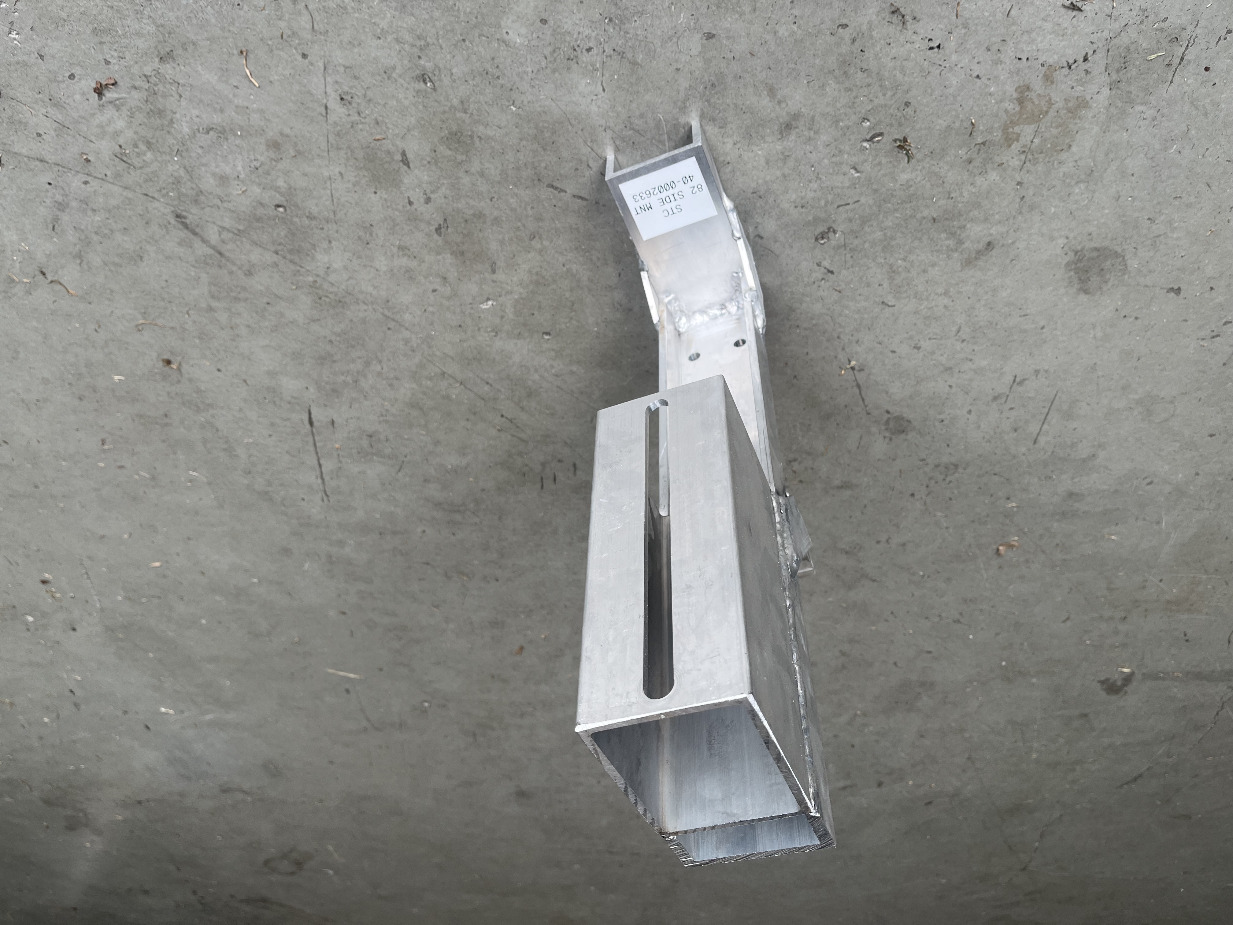 Aluma 8200 Series Side Mount 5 Lug
