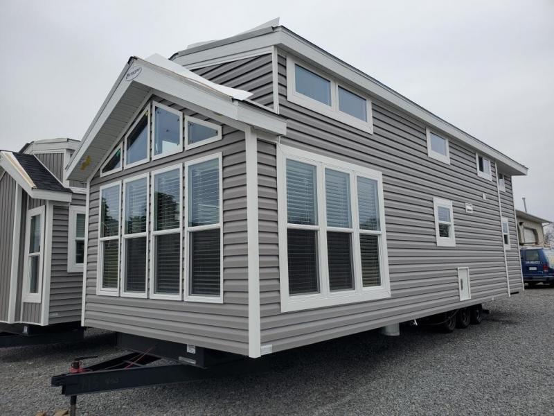 2023 Kropf 2023 Kropf Island Super Loft 6128 Park Model Living