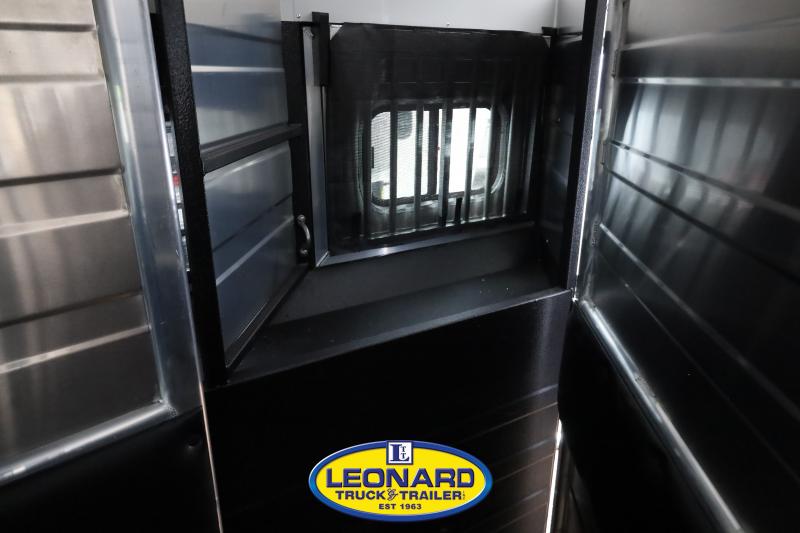 2023 Logan Coach S8314SO Horse Trailer Living Quarter Trailers For