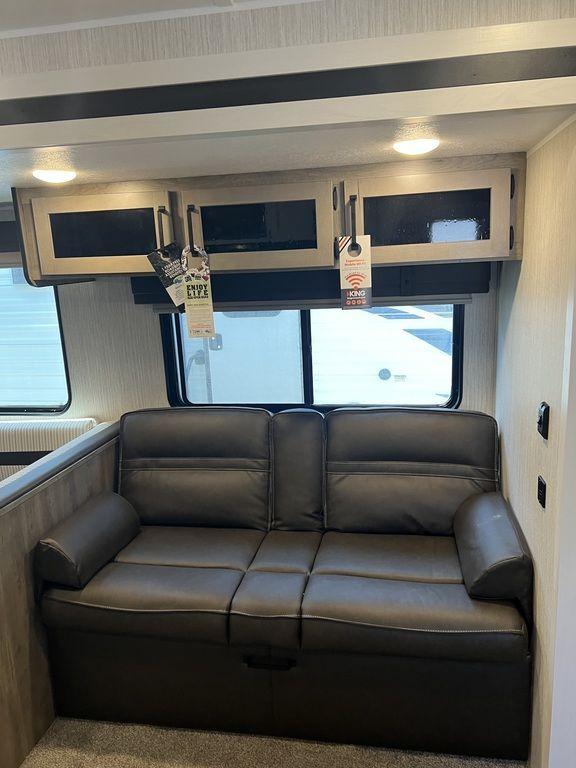 2022 Palomino 32RBFQ Puma Travel Trailer Rose City RV Tawas