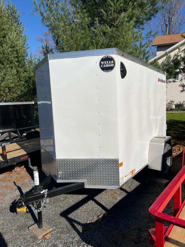 2023 Wells Cargo FastTrac 5x8 Cargo with Rear Ramp Door J&J Trailer