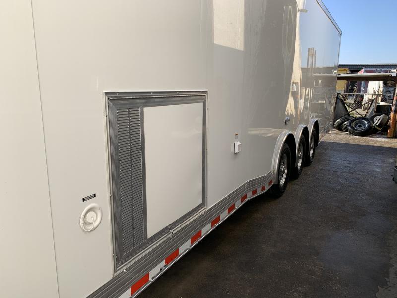 2022 Cargo Mate ALUMINUM Eliminator 34' Race Trailer Bath Pkg Stacker