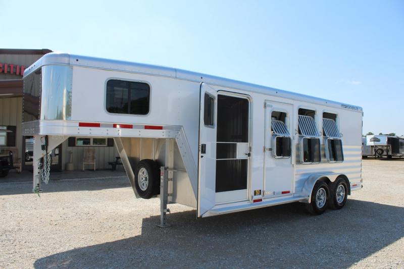 2023 Featherlite 3 horse slant gooseneck Utility, Flatbed, Stock