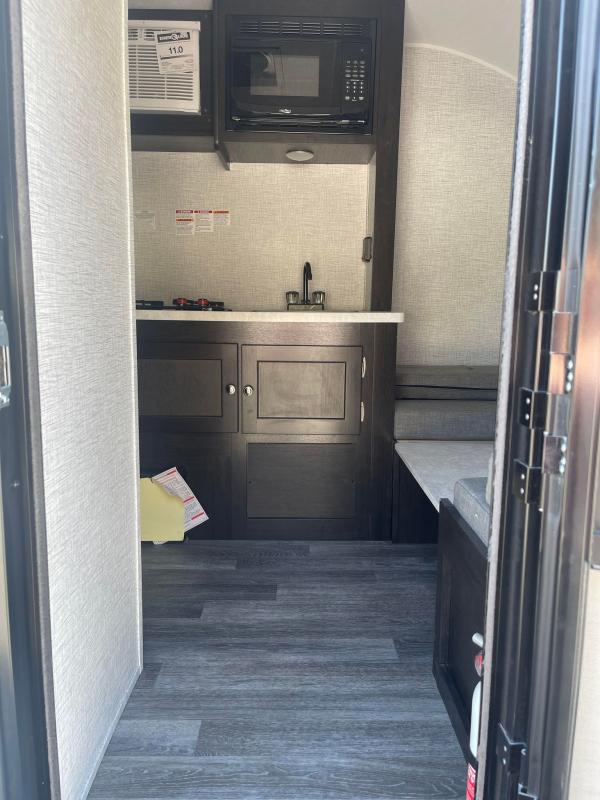 2023 Braxton Creek 17FD Teardrop Camper Kentucky Toyz located in