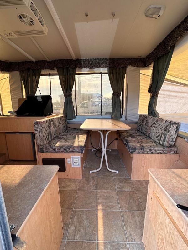 2005 Starcraft M2106 Popup Camper Kentucky Toyz located in