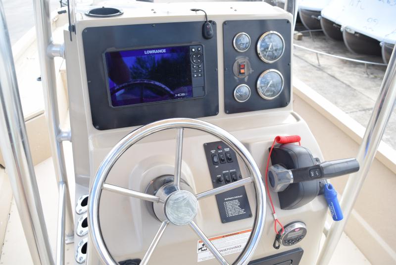 2020 G3 Boats BAY 22 DLX Center Console Come Visit Us To Find Your