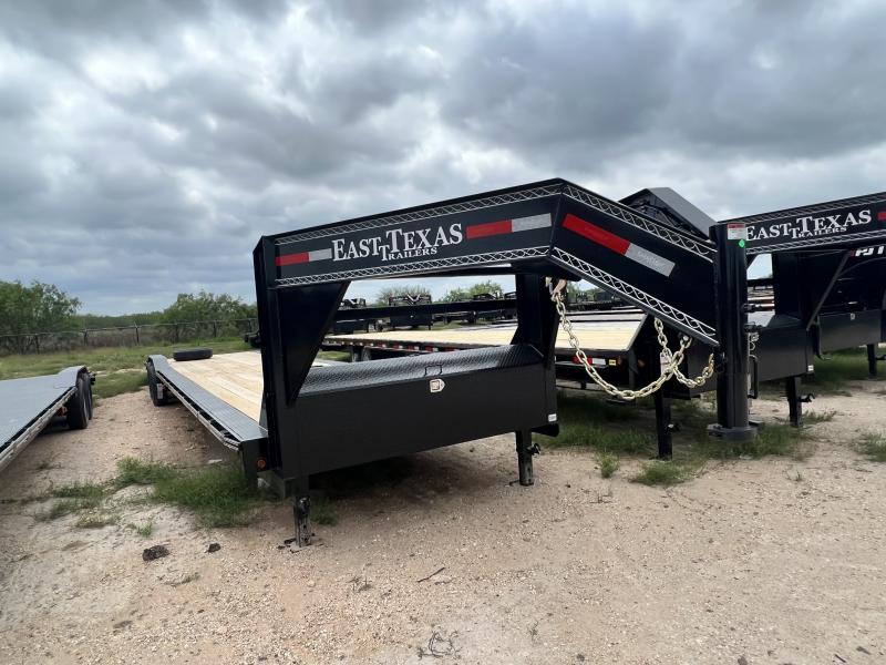 2023 East Texas Trailers 102x40ft car hauler Gooseneck Brush Country